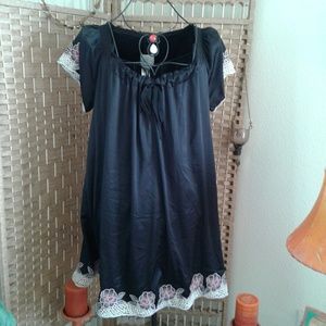 Very cute black rose embroidered top